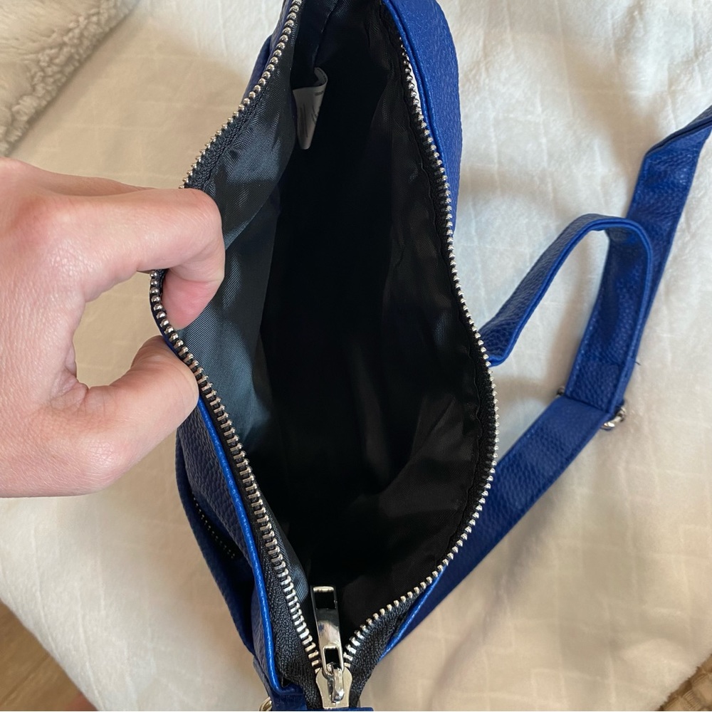 FOCO | Blue Florida Gators Logo Crossbody Bag - Picture 5 of 5